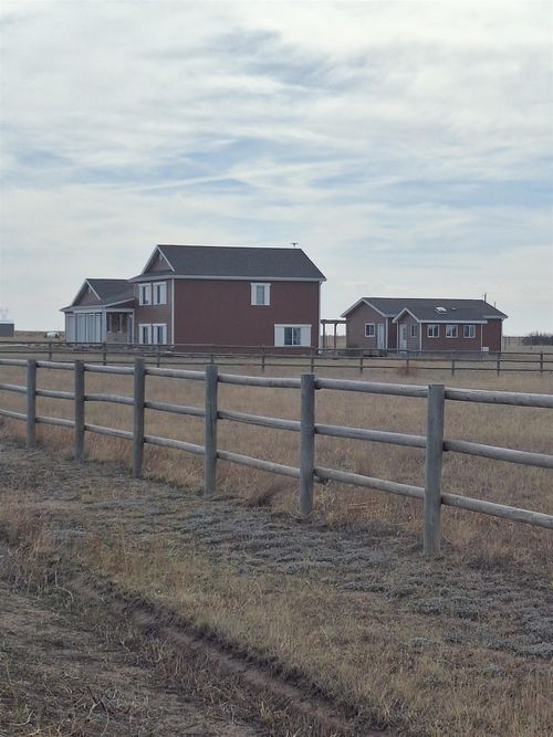 511 Valley View Drive Dr, Torrington, WY, 82240 | Card Image