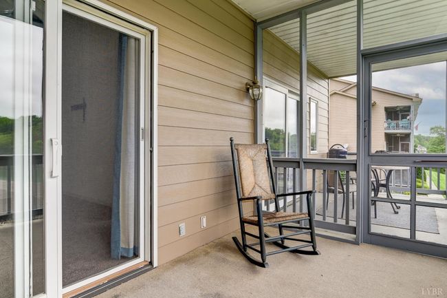 UNIT-5 - 1103 Mariners Way, Condo with 2 bedrooms, 2 bathrooms and null parking in Huddleston VA | Image 19