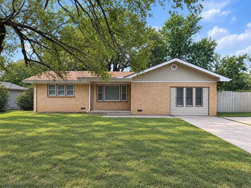 341 S Prospect, Clearwater, KS, 67026 | Card Image
