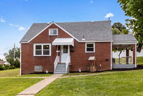 1376 Peterson Dr, Jefferson Hills, PA, 15025 | Card Image
