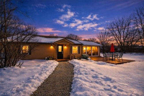 3085 Daisy Ave, Coventry Township, OH, 44319-3114 | Card Image