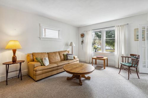 8321 Shaughnessy St, Vancouver, BC, V6P3Y1 | Card Image