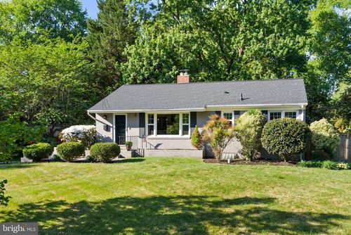 2001 Paul Spring Pkwy, ALEXANDRIA, VA, 22308-1440 | Card Image