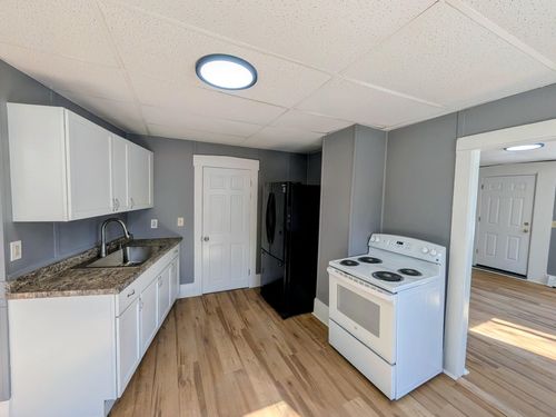 1-13-15 Walnut St, Claremont, NH, 03743-2574 | Card Image