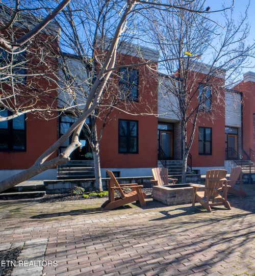 203 Mews Way, Knoxville, TN, 37917-4467 | Card Image