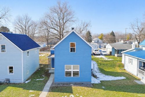 958 Iowa St, Huntington, IN, 46750-2416 | Card Image