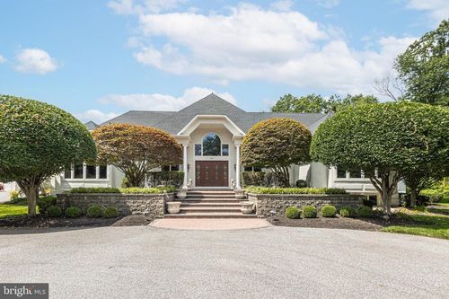 415 Bridgeboro Rd, Moorestown, NJ, 08057-1409 | Card Image