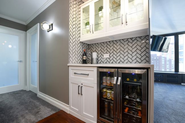 APT-1703 - 1313 N Ritchie Ct, Home with 2 bedrooms, 1 bathrooms and null parking in CHICAGO IL | Image 14
