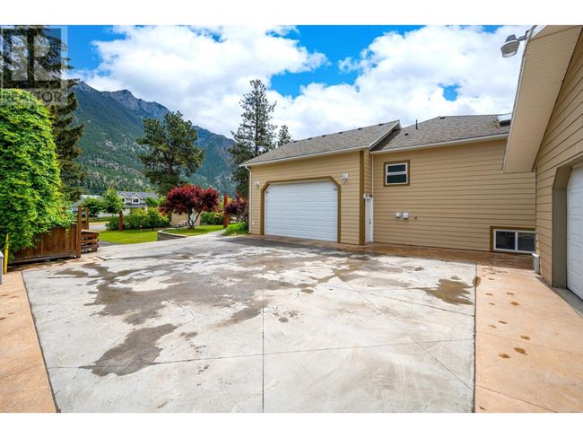 181 Homestead Rd, House other with 3 bedrooms, 3 bathrooms and 6 parking in Lillooet BC | Image 45