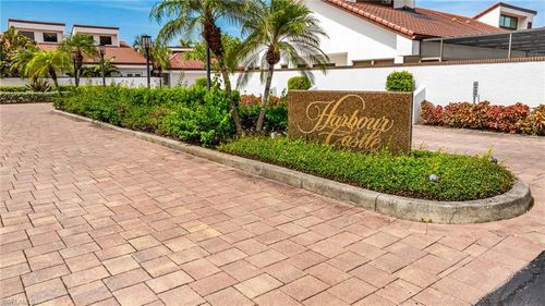 5501 Harbour Castle Dr, FORT MYERS, FL, 33907-7848 | Card Image