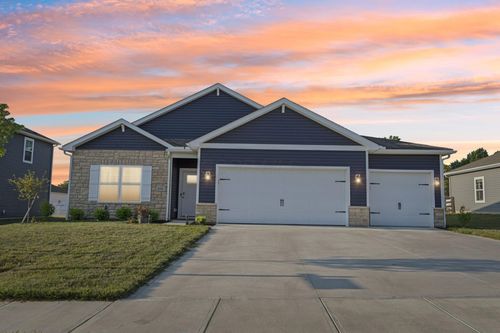 131 Flowering Meadow Dr, Delaware, OH, 43015-4455 | Card Image