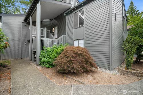 apt-d-10005 Ne 123rd St, Kirkland, WA, 98034-6715 | Card Image