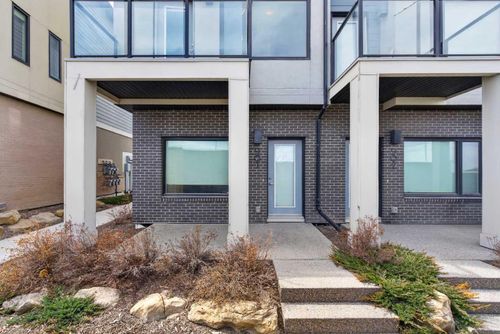 901-218 Sherwood Sq Nw, Calgary, AB, T3R0Y2 | Card Image