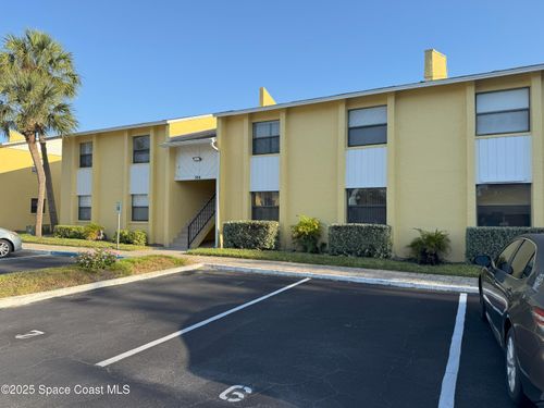 6-594 N Wickham Rd, MELBOURNE, FL, 32935-8418 | Card Image
