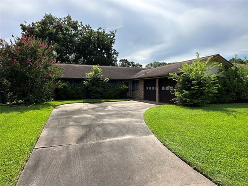 2310 Woodwind Way, League City, TX, 77573-2718 | Card Image