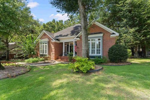 137 Mcintosh Bluff Rd, Fairhope, AL, 36532-3327 | Card Image