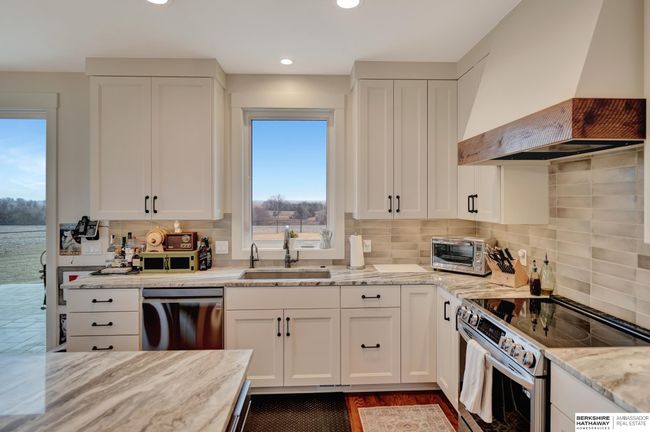 1015 E Rd, House other with 4 bedrooms, 4 bathrooms and 2 parking in Palmyra NE | Image 18