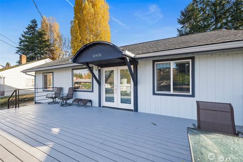 10436 11th Ave Sw, Seattle, WA, 98146-1422 | Card Image