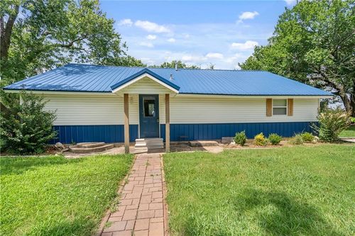 201 N Osage St, Edna, KS, 67342-4275 | Card Image