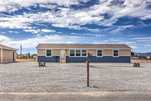 381 E Pechstein Rd, Pahrump, NV, 89060 | Card Image
