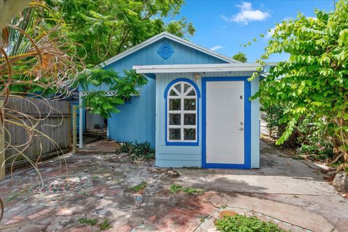 b-714 W Lakewood Road, West Palm Beach, FL, 33405 | Card Image