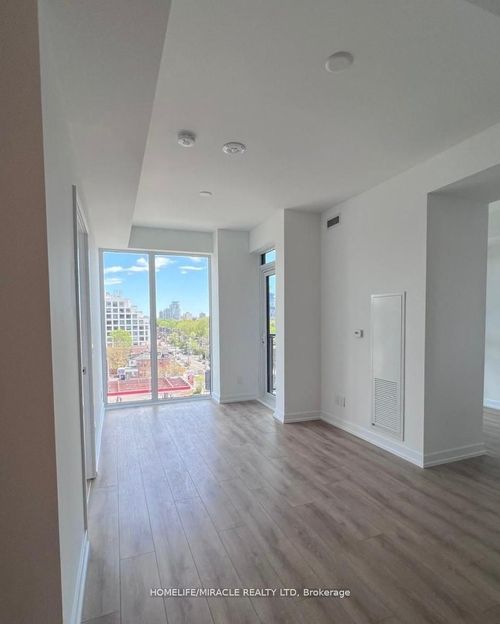 615-500 Dupont St, Toronto, ON, M6G0B8 | Card Image