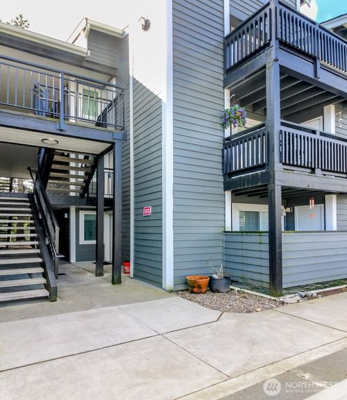 unit-c203-22810 30th Ave S, Des Moines, WA, 98198-5301 | Card Image