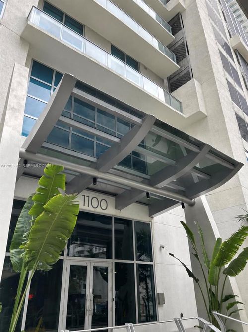 1111-1100 S Miami Ave, Miami, FL, 33130-4163 | Card Image