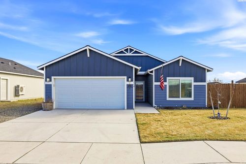 1324 14th St, Benton City, WA, 99320-5524 | Card Image