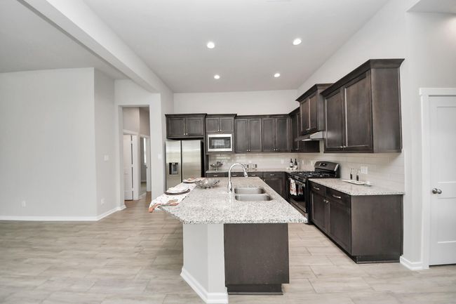 17409 Turtleweed Ln, House other with 3 bedrooms, 2 bathrooms and 2 parking in Conroe TX | Image 19