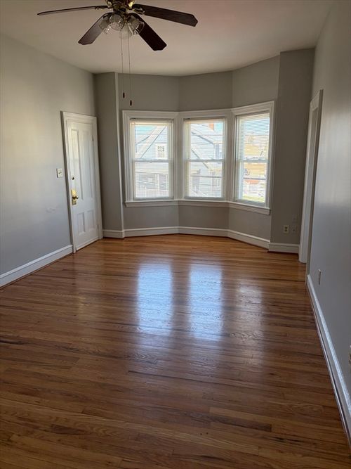 2-east-895 Bedford, Fall River, MA, 02723 | Card Image