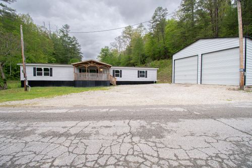 2504 Wallow Hole Rd, Sandy Hook, KY, 41171-7266 | Card Image