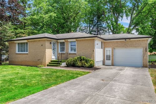 141 Minden Dr, Orchard Park, NY, 14127-1148 | Card Image