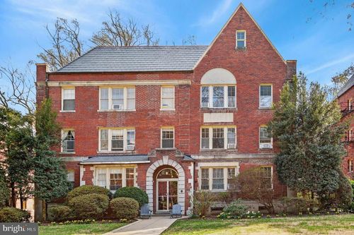 apt-102-3022 Porter St Nw, WASHINGTON, DC, 20008-3237 | Card Image