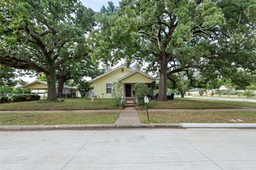 612 W Moss St, Eastland, TX, 76448-1719 | Card Image