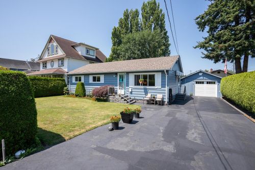 5045 Central Ave, Delta, BC, V4K2G5 | Card Image