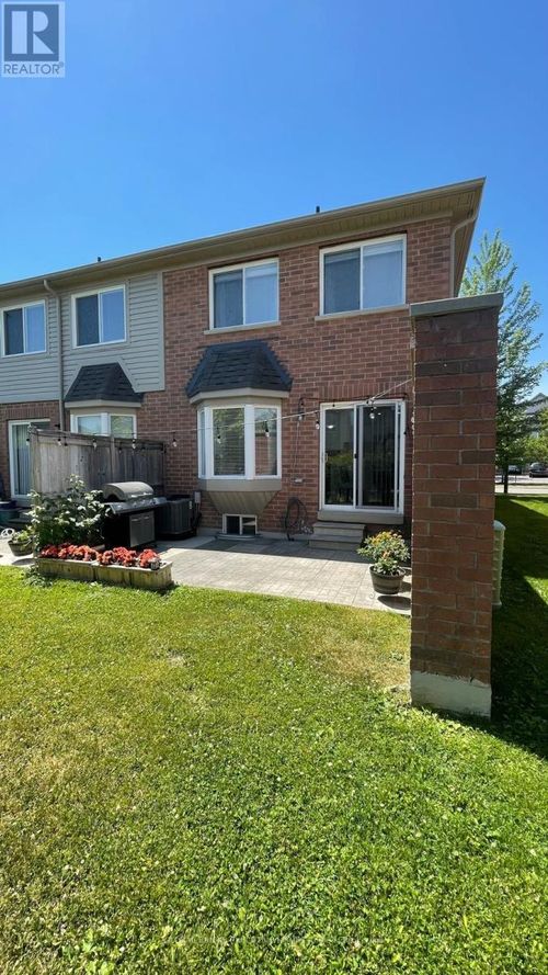 11-5255 Palmetto Pl, Mississauga, ON, L5M0H2 | Card Image