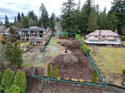 13778 56 Ave, Surrey, BC, V3X2Z8 | Card Image