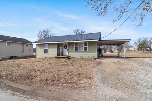 131 Ash St, Rushville, MO, 64484-9585 | Card Image