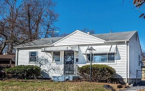 9618 De Porres Ln, Saint Louis, MO, 63114-3004 | Card Image