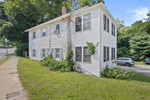 201 Woodstock Ave, Putnam, CT, 06260-1019 | Card Image