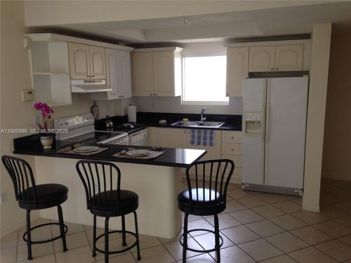 ph-01-3500 Coral Way, Miami, FL, 33145-3063 | Card Image