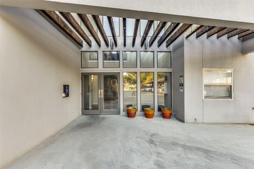 105-5111 Manett St, Dallas, TX, 75206-6669 | Card Image