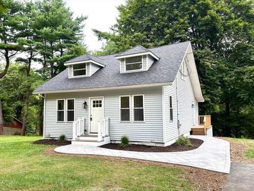 6 Broad St, Rehoboth, MA, 02769-1332 | Card Image