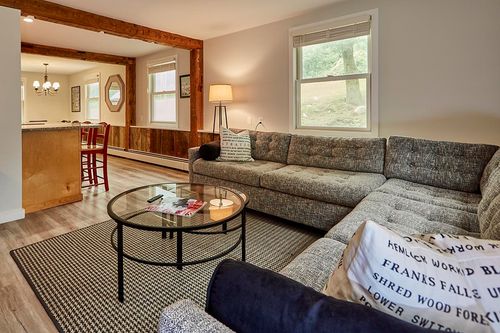 1-16 Old Farm Rd, Winhall, VT, 05340 | Card Image