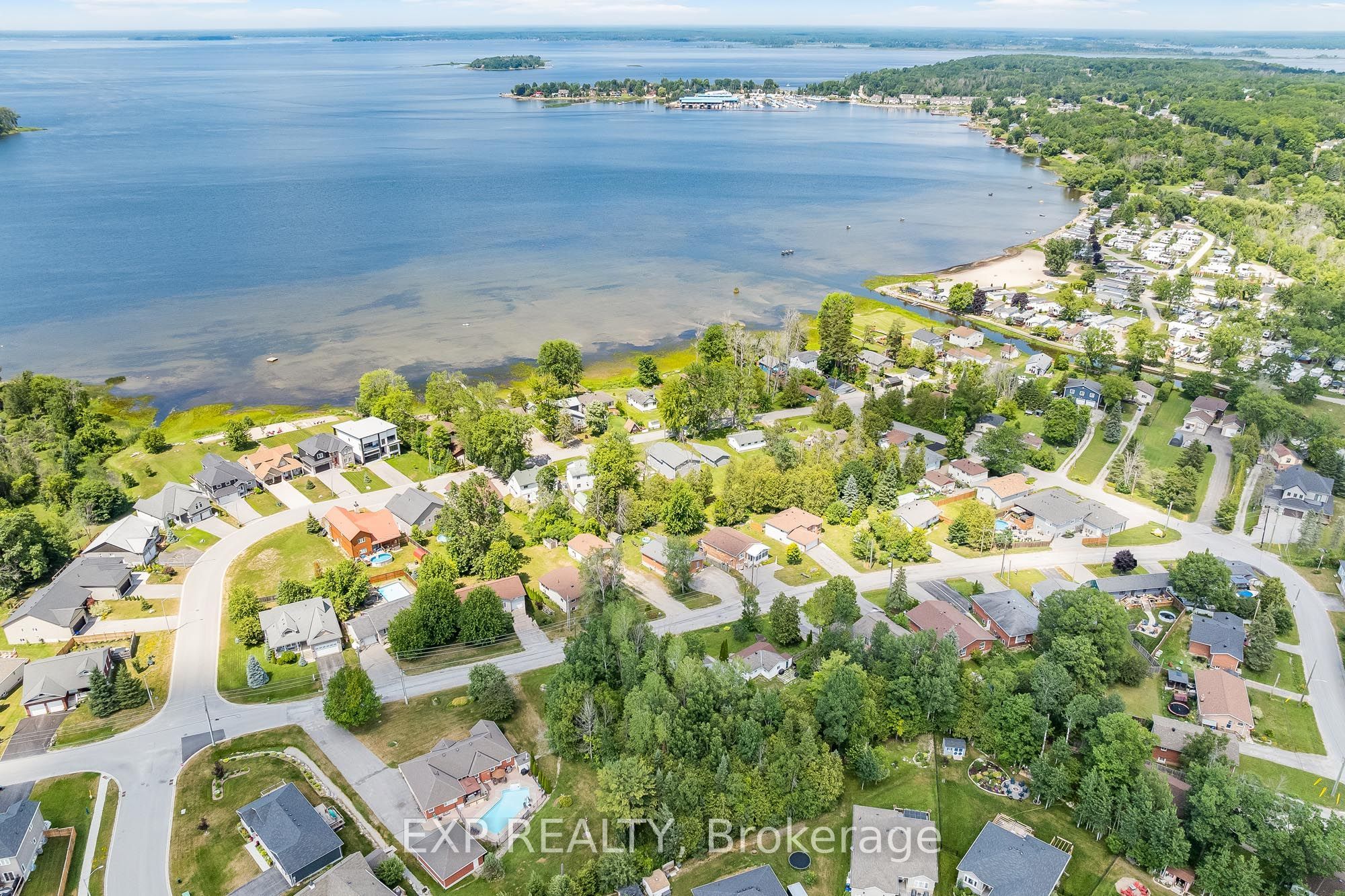 Residential Lease in Tay 2