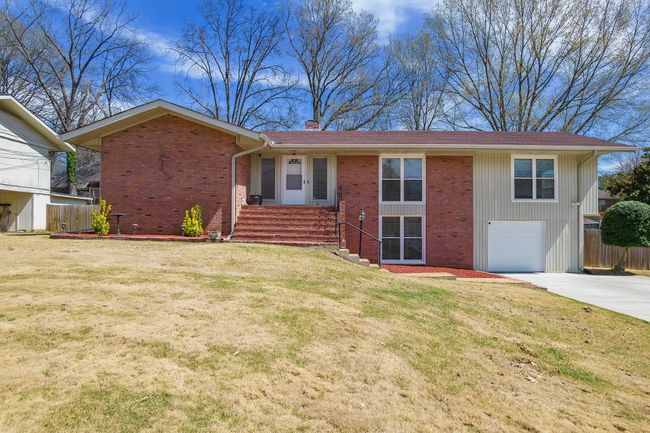 596 Russell Rd, House other with 3 bedrooms, 2 bathrooms and 3 parking in Jackson TN | Image 32