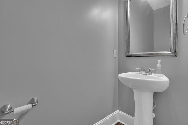 215 Savannah Dr, House other with 3 bedrooms, 3 bathrooms and null parking in Senoia GA | Image 18