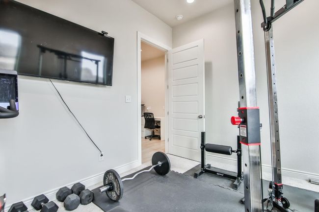 6903 18 Th St, House other with 3 bedrooms, 2 bathrooms and null parking in Lubbock TX | Image 32