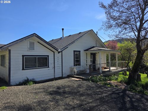 4341 Happy Valley Rd, Roseburg, OR, 97471-9301 | Card Image